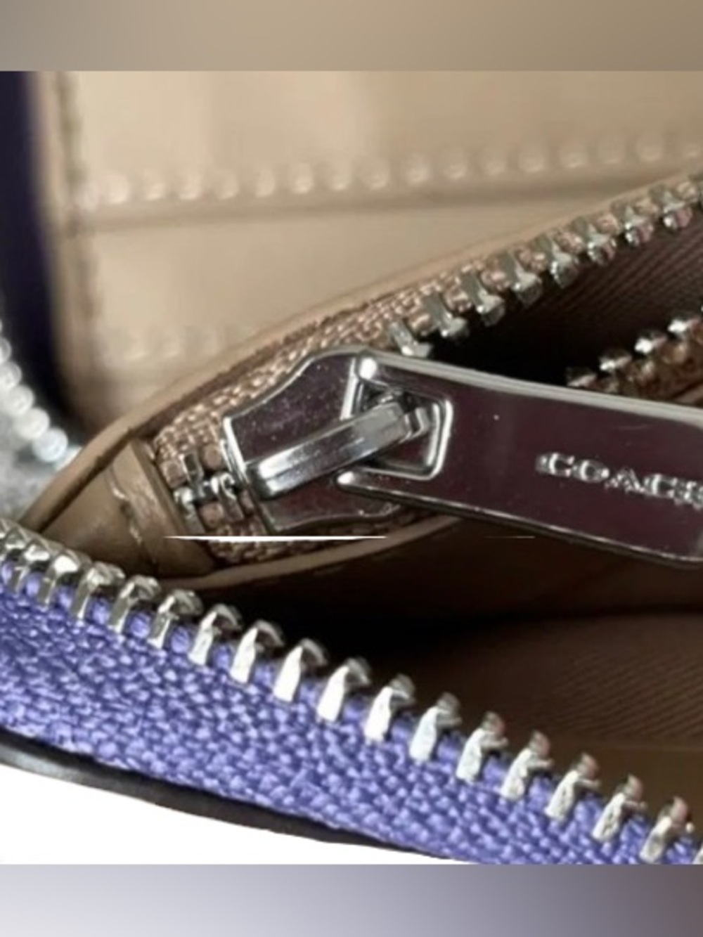 Coach CR789 Medium Id Zip Wallet With Checkerboard Print (Cream/Purple) - EUC - Picture 5 of 12